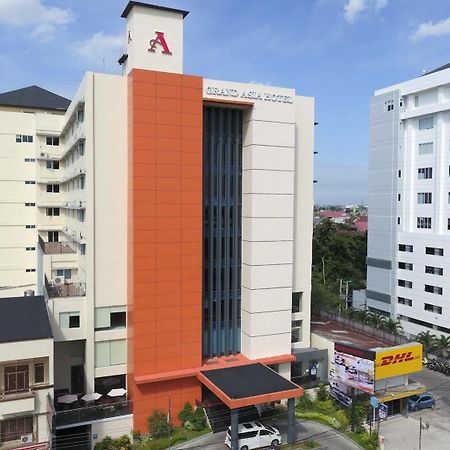 Grand Asia Hotel Makassar Extérieur photo
