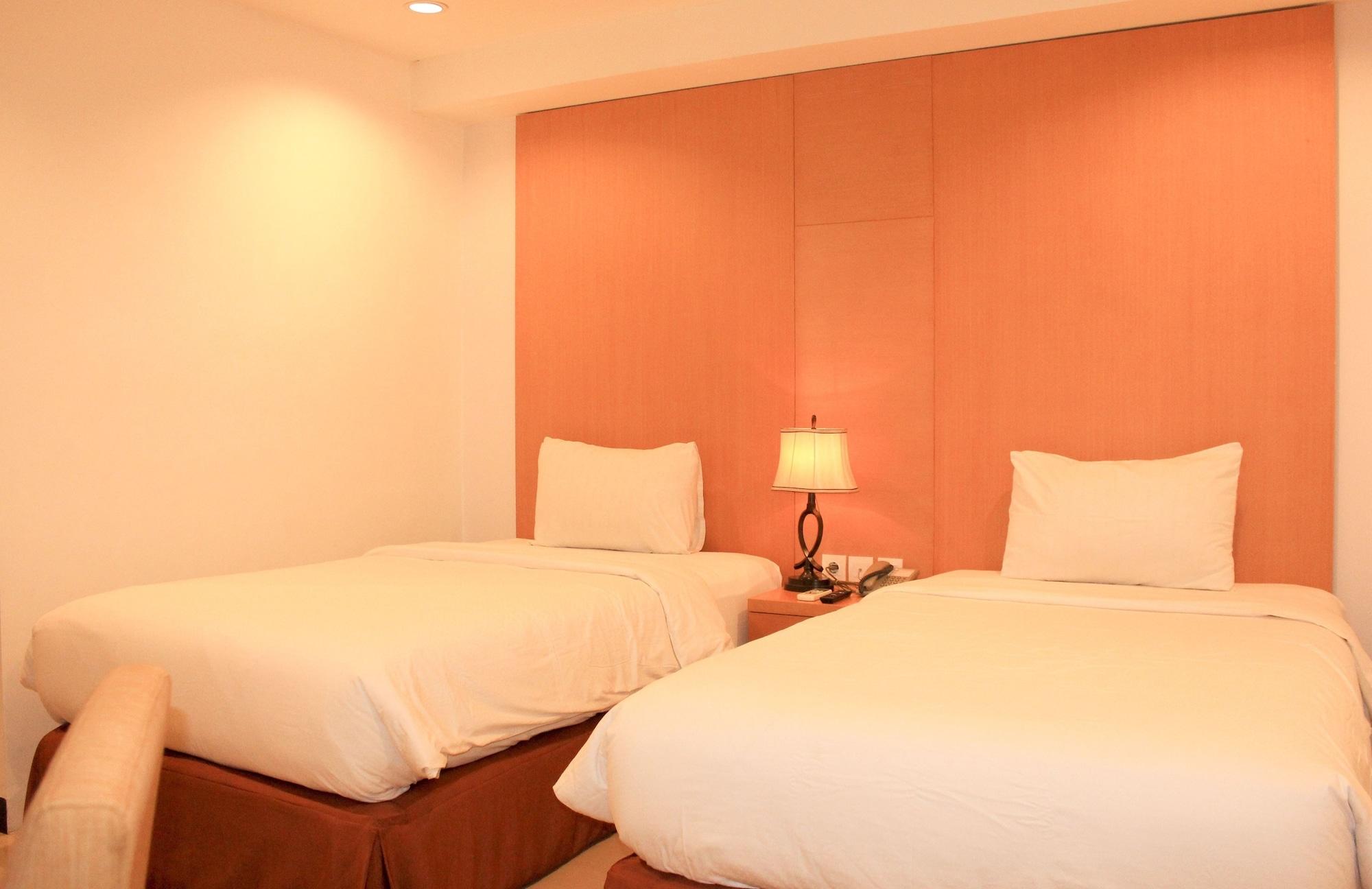 Grand Asia Hotel Makassar Extérieur photo
