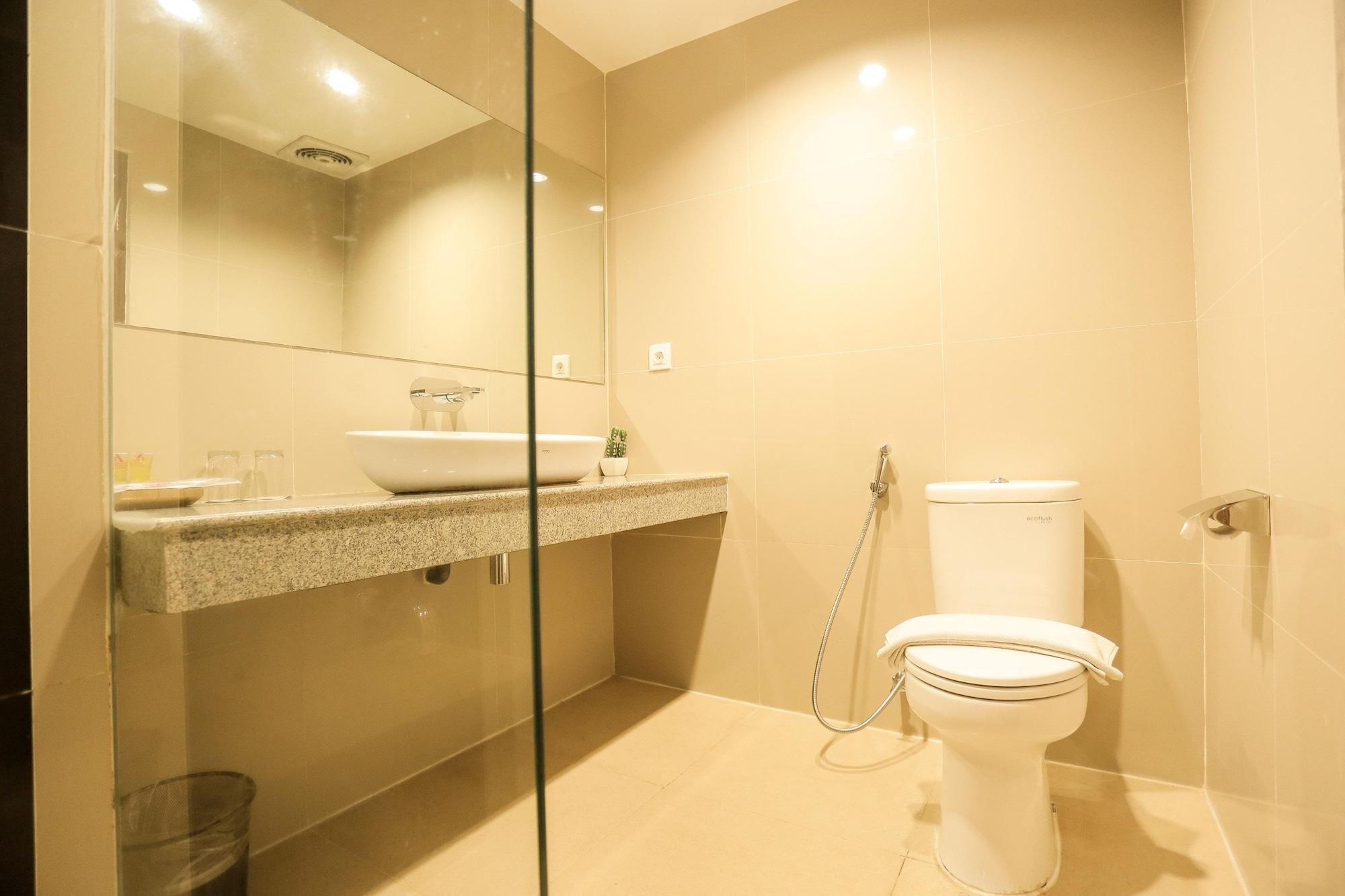 Grand Asia Hotel Makassar Extérieur photo