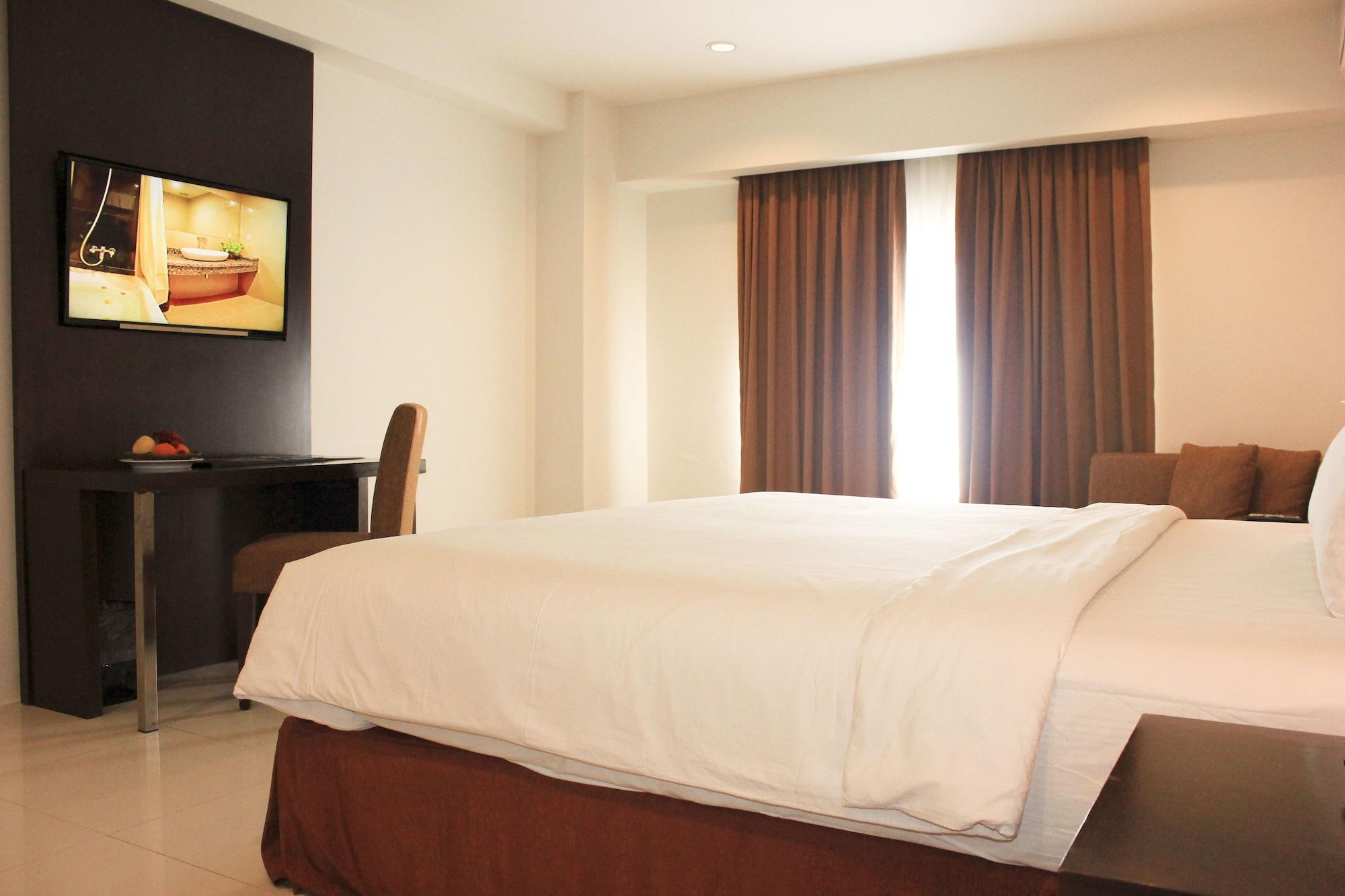 Grand Asia Hotel Makassar Extérieur photo