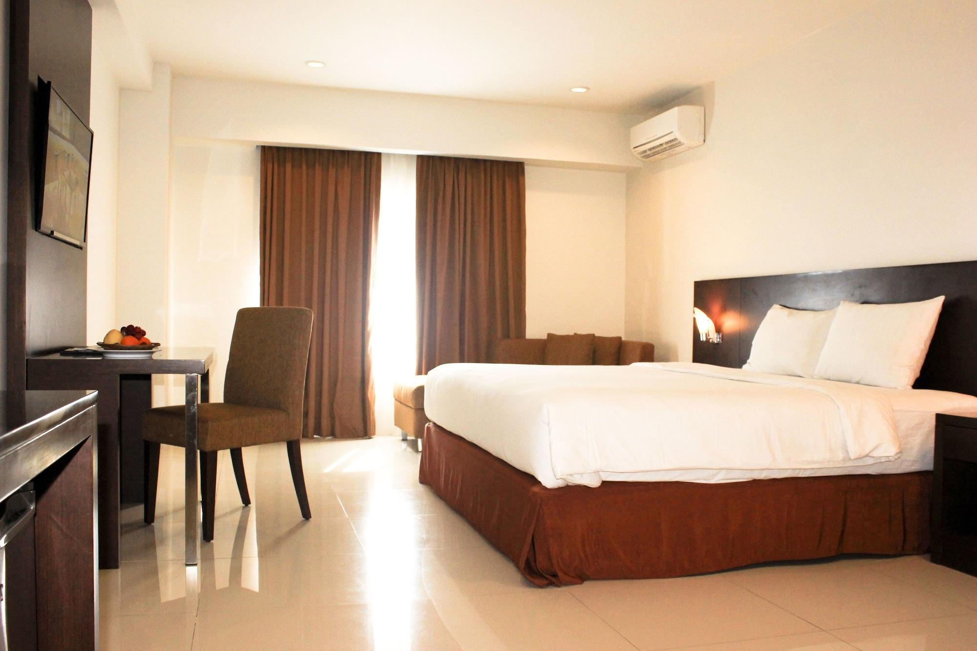 Grand Asia Hotel Makassar Extérieur photo