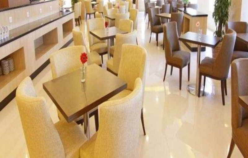 Grand Asia Hotel Makassar Extérieur photo