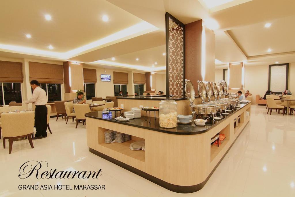 Grand Asia Hotel Makassar Extérieur photo